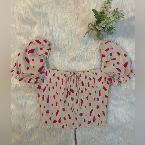 Wilfred by Aritzia White and Pink Puff Sleeve Crop Blouse - Picture 3 of 6